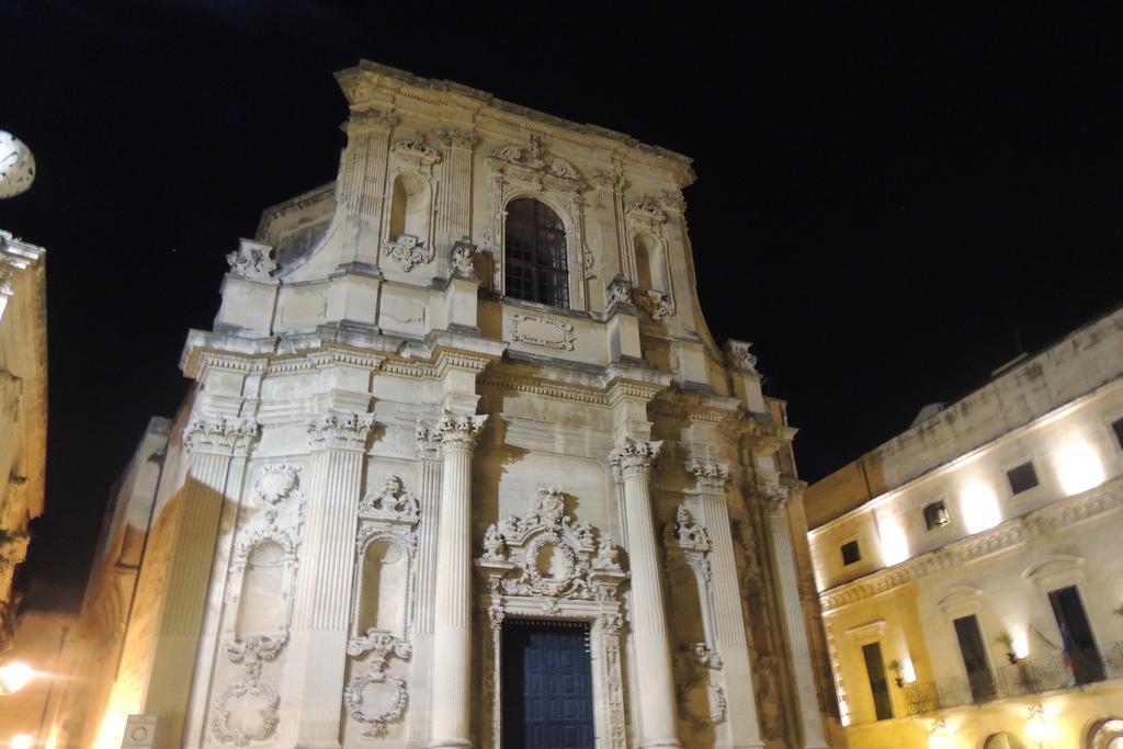 Barocco.Oberdan Panzió Lecce Kültér fotó