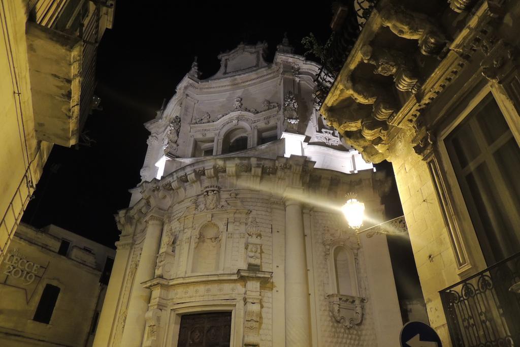 Barocco.Oberdan Panzió Lecce Kültér fotó